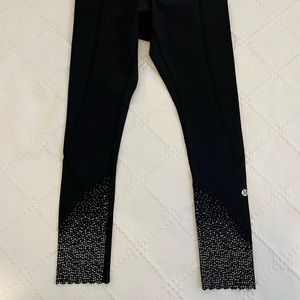 lululemon Running Drawstring Pant With Reflective Detailing at Bottom of Legs